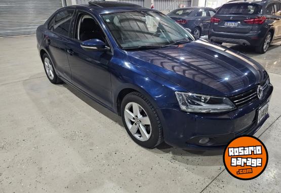 Autos - Volkswagen Vento 2.5 Luxury at 2011 Nafta 271000Km - En Venta