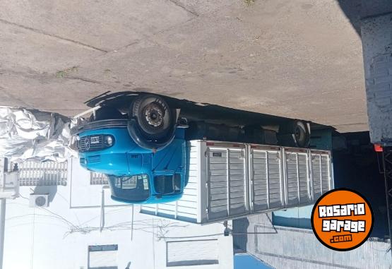 Camiones y Gr�as - Mercedes benz - En Venta