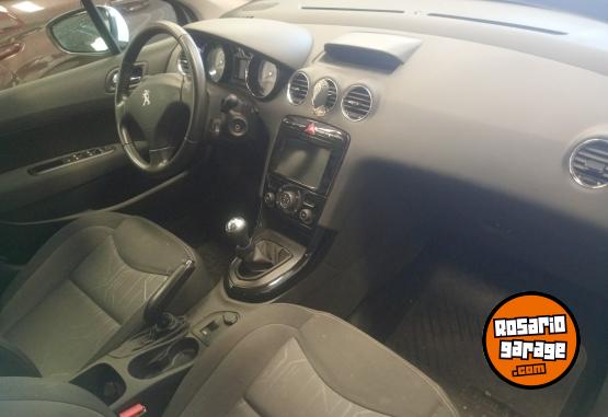 Autos - Peugeot 308 2018 Nafta 105000Km - En Venta