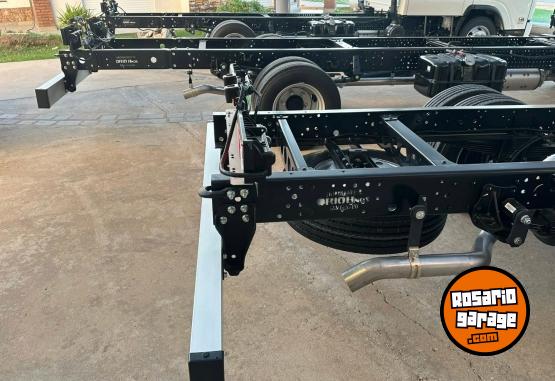 Camiones y Gr�as - ISUZU NPR75 Cabina Simple Chasis CORTO K 0Km My2026 DISPONIBLE. - En Venta