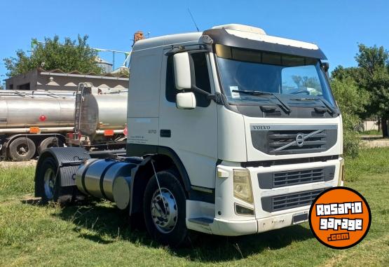 Camiones y Gr�as - Volvo FM 370 4 x 2 - En Venta