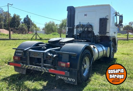 Camiones y Gr�as - Volvo FM 370 4 x 2 - En Venta