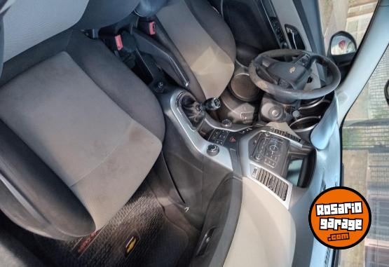 Autos - Chevrolet Cruze LT 4 puertas 2012 Nafta 140000Km - En Venta