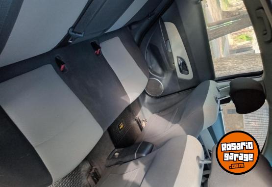 Autos - Chevrolet Cruze LT 4 puertas 2012 Nafta 140000Km - En Venta