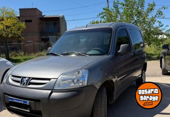Utilitarios - Peugeot Partner 2019 Nafta 155800Km - En Venta