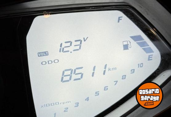 Motos - Kymco Dowtown  350 2022 Nafta 8511Km - En Venta