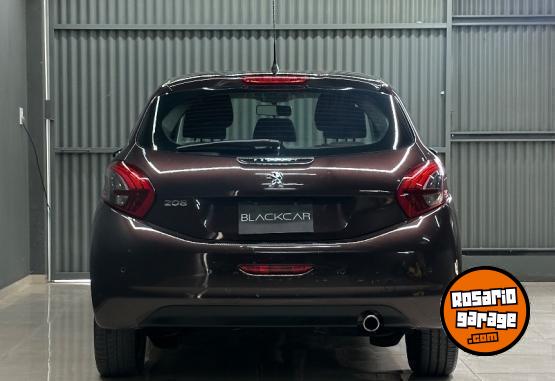 Autos - Peugeot 208 allure 2017 Nafta 93000Km - En Venta