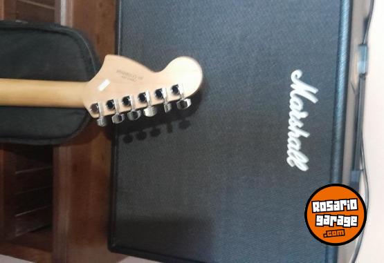 Instrumentos Musicales - Guitarra squier+amplificador marshall code50 - En Venta