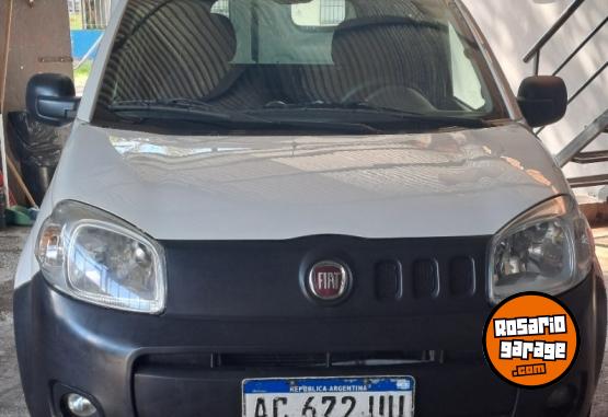 Utilitarios - Fiat Fiorino 2018 Nafta 140000Km - En Venta