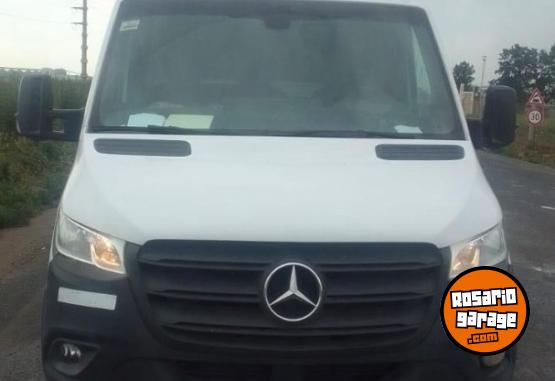Camiones y Gr�as - Mercedes sprinter 516 - En Venta