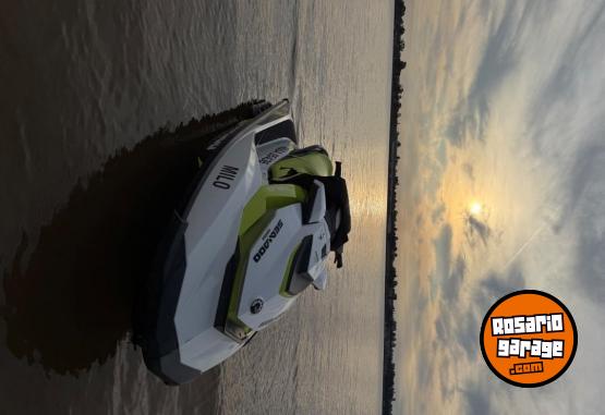 Embarcaciones - Moto de agua sea doo 130gti - En Venta
