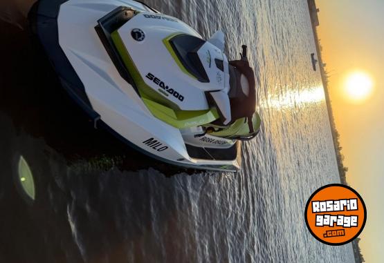 Embarcaciones - Moto de agua sea doo 130gti - En Venta