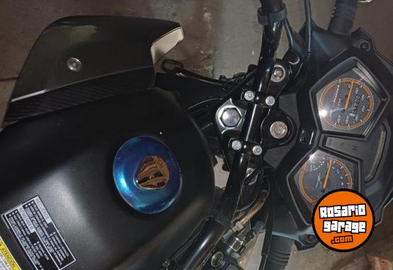 Motos - Honda CB 125 DLX 2026 Nafta 1000Km - En Venta