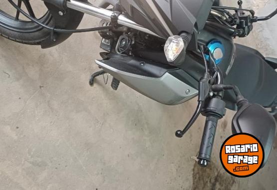 Motos - Honda CB 125 DLX 2026 Nafta 900Km - En Venta