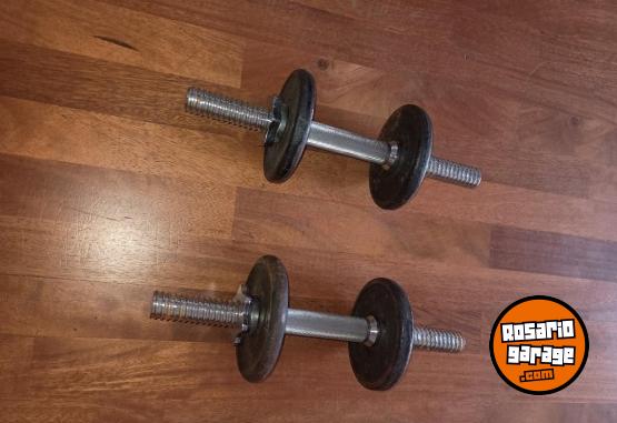 Deportes - Excelente Par de Mancuernas Cromadas Macizas con Topes a Rosca Marca MIR de 40 Cm Premium y 4 Discos de Fundici�n - En Venta