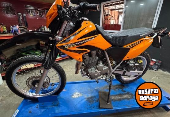 Motos - Honda Tornado XR 2010 Nafta 40000Km - En Venta