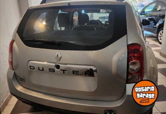Autos - Renault Duster 2011 GNC 142000Km - En Venta