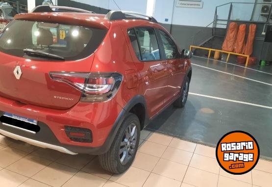 Autos - Renault SANDERO STEPWAY INTENSE 2021 Nafta 28000Km - En Venta