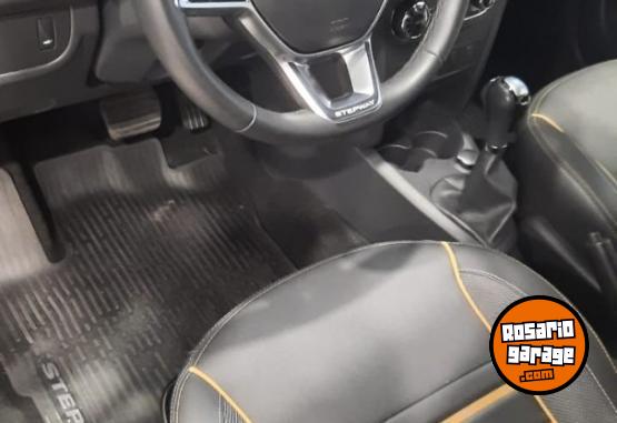 Autos - Renault SANDERO STEPWAY INTENSE 2021 Nafta 28000Km - En Venta