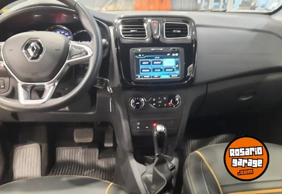 Autos - Renault SANDERO STEPWAY INTENSE 2021 Nafta 28000Km - En Venta