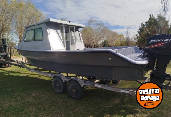 Embarcaciones - Tracker Cabinado 690mts listo para matricular - En Venta