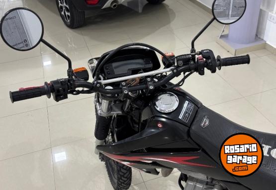 Motos - Honda Tornado 2020 Nafta 19000Km - En Venta