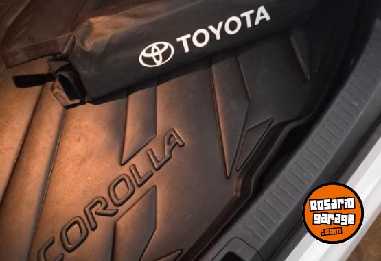 Autos - Toyota COROLLA 2.0 XEI CVT PIO 2022 Nafta 32000Km - En Venta