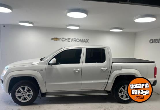 Camionetas - Volkswagen Amarok Trendline 2016 Diesel 123000Km - En Venta