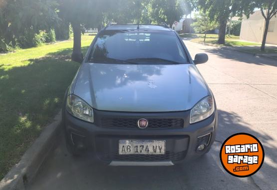 Utilitarios - Fiat Strada 2017 GNC 200000Km - En Venta