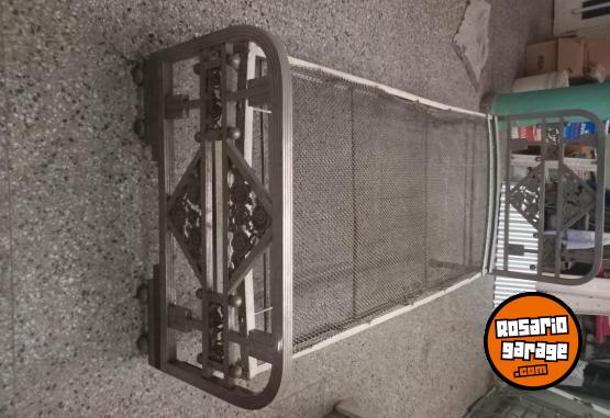 Hogar - Cama de bronce blanco muy antigua - En Venta