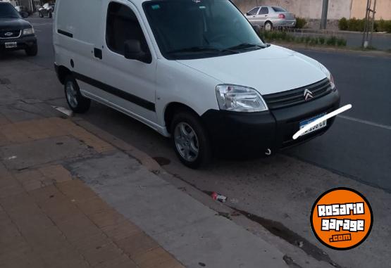 Utilitarios - Citroen Berlingo 2023 Nafta 6500Km - En Venta