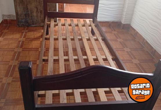 Hogar - Cama de madera 87cm por 204cm - En Venta