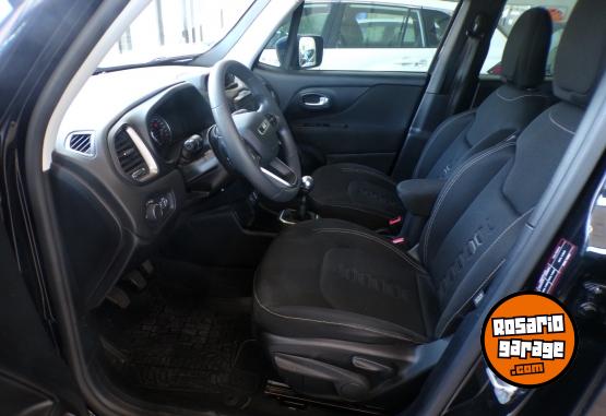 Camionetas - Jeep RENEGADE SPORT 1.8L MT5 F 2024 Nafta 35000Km - En Venta