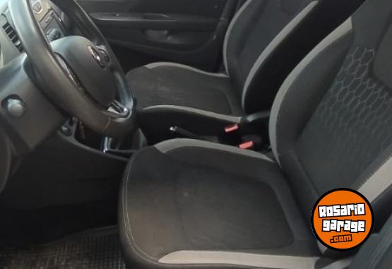 Autos - Renault 2.0 Zen 2019 Nafta 94000Km - En Venta