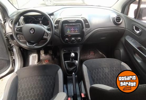 Autos - Renault 2.0 Zen 2019 Nafta 94000Km - En Venta