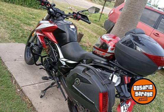 Motos - Motomel Skua aventure 250 2022 Nafta 2740Km - En Venta