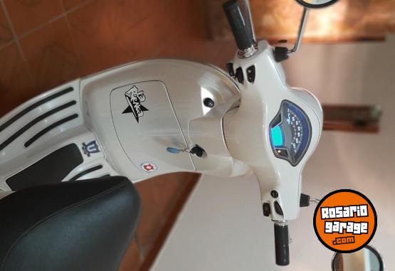 Motos - Vespa Vxl 150 2022 Nafta 1200Km - En Venta