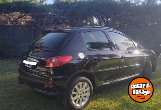 Autos - Peugeot 207 2010 Diesel 153000Km - En Venta