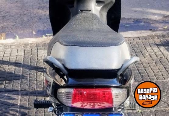 Motos - Motomel / BLITZ 2022 Nafta 20000Km - En Venta