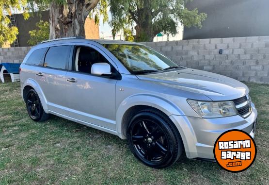 Camionetas - Dodge Journey 2010 Nafta 200000Km - En Venta