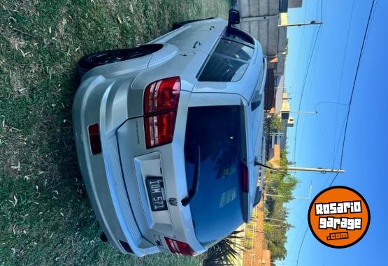 Camionetas - Dodge Journey 2010 Nafta 200000Km - En Venta
