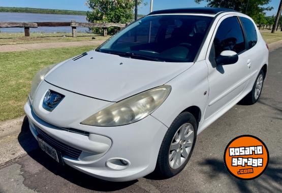 Autos - Peugeot 207 griffe 2013 Nafta 115000Km - En Venta