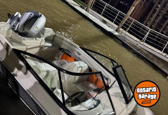 Embarcaciones - LIQUIDO CANESTRARI 160 OPEN 2024 � OPORTUNIDAD - En Venta