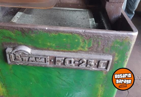 Otros - Torno itam 25 fq - En Venta