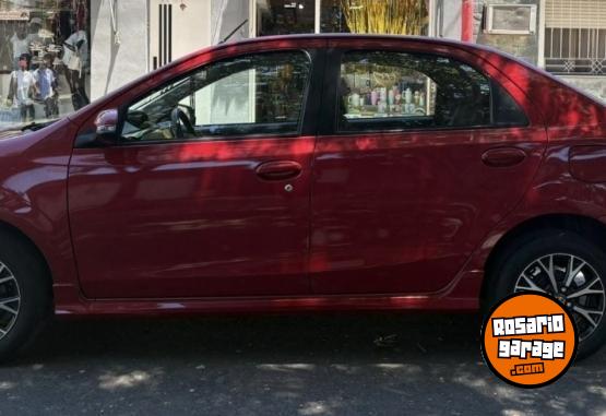 Autos - Toyota Etios 2022 Nafta 67000Km - En Venta