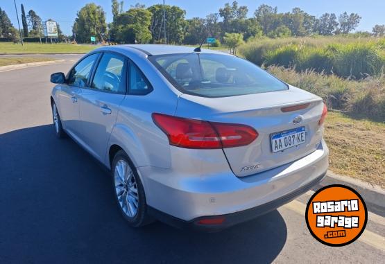 Autos - Ford Focus SE Plus 2.0 2016 Nafta 245000Km - En Venta