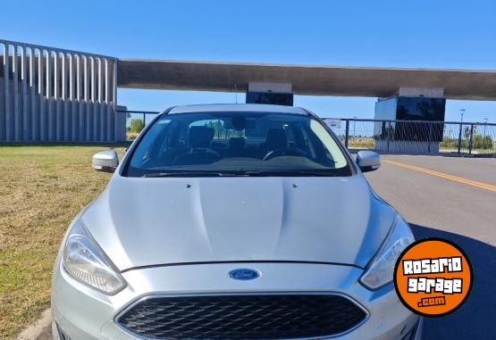 Autos - Ford Focus SE Plus 2.0 2016 Nafta 245000Km - En Venta