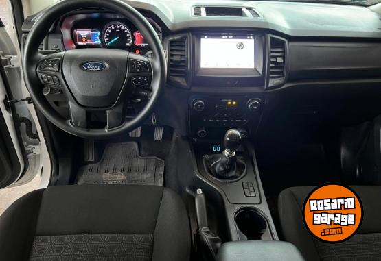 Camionetas - Ford Ranger XLS 3.2 2020 Diesel 60000Km - En Venta