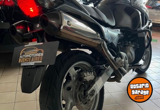 Motos - Honda Varadero 1000 2007 Nafta 42000Km - En Venta