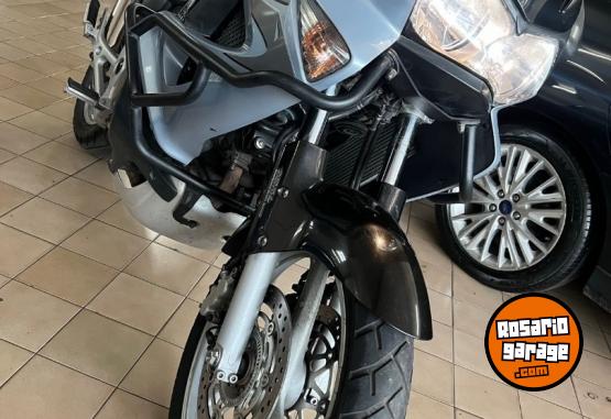 Motos - Honda Varadero 1000 2007 Nafta 42000Km - En Venta